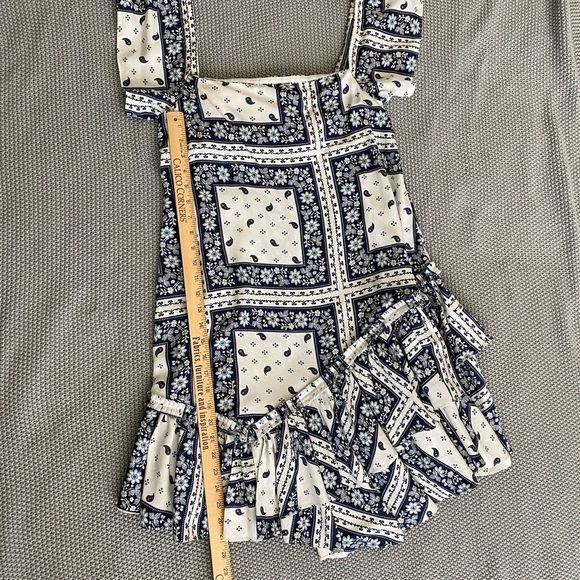 Cinq à Sept Minella Off Shoulder Ruffle Dress - Picture 6 of 8